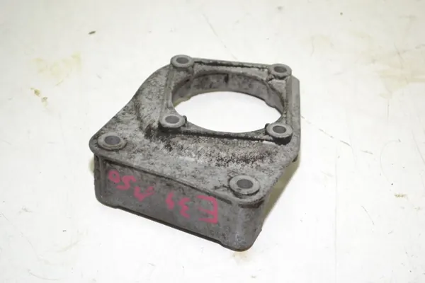 Support de pompe direction BMW OEM 7681040232 image 3