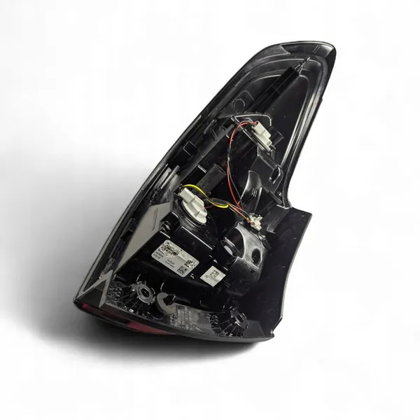 Magneti Marelli Bakljus Höger 714021470801 image 3