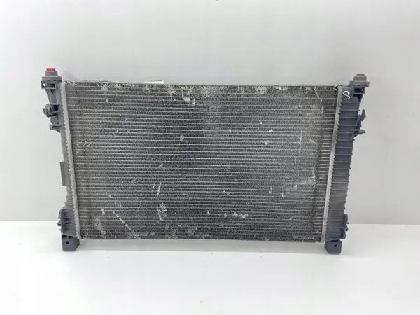 Radiateur d'eau Mercedes C W203 OEM A2035004703 image 2