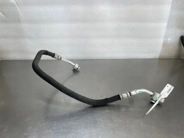 Tubo climatizzatore Audi A4 B9 2.0 TDI 8W0816721BF image 2