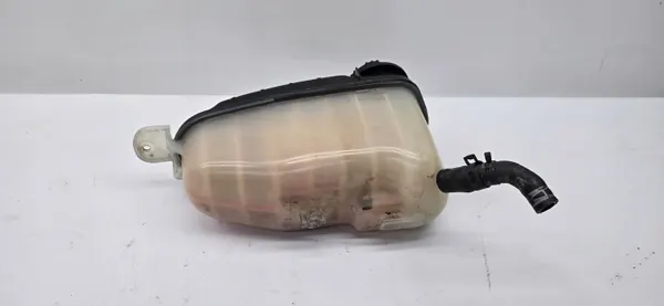 Depósito de expansión Jaguar F-Type 2017 OEM 6W83-8A080-AC image 3