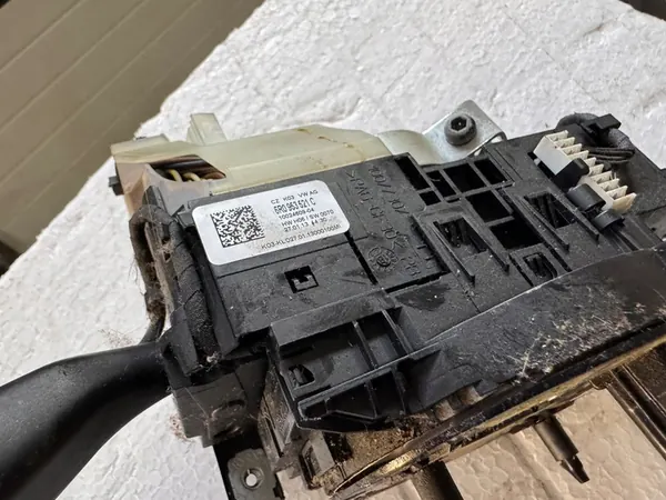 VW POLO 6R IBIZA IV Cruise Control Schakelaar 6R0953521C image 2