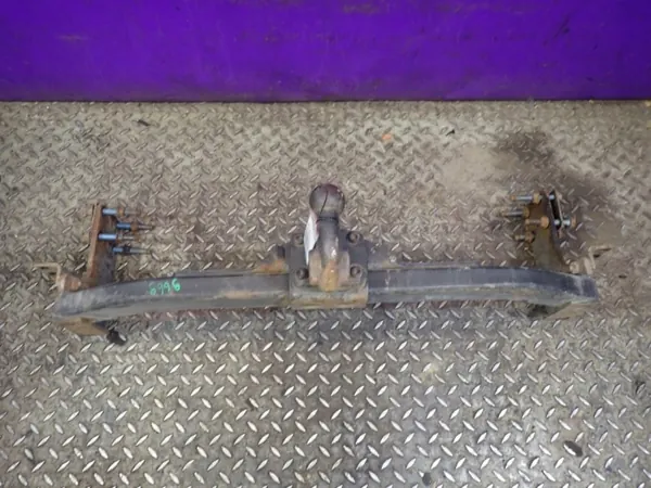 Mercedes Sprinterin Vetokoukku OEM Zawada-381653- image 2