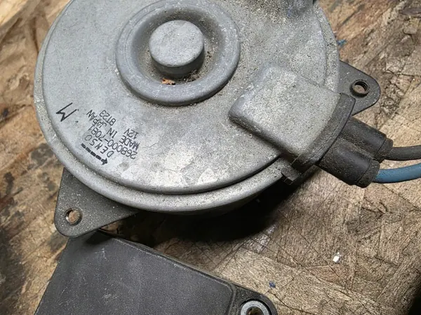Mazda CX-3 Lüftermotor-Modul OEM 268000-7081 image 3