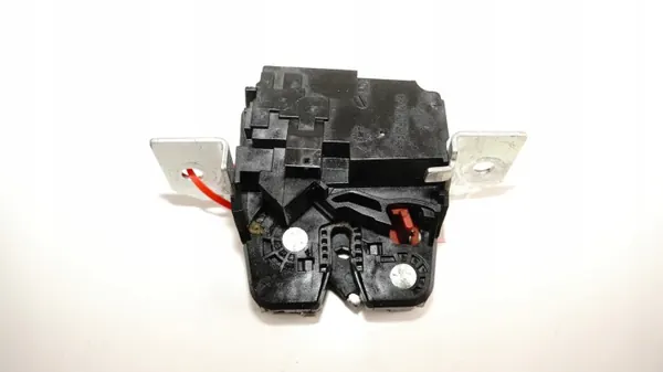 Cerra de portón OEM 371116743 para Mercedes W245 FL image 7