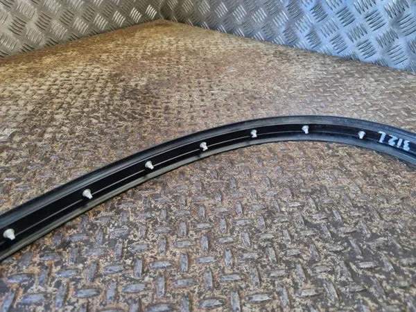 OEM 5NN837119 Revestimiento de pilar B para VW Tiguan Allspace image 8