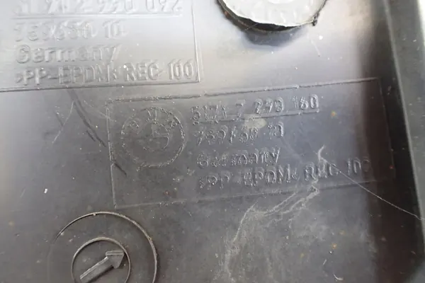 BMW X1 E84 09- Right Front Wheel Arch 51717290160 OE image 4