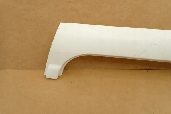 MAN TGL TGM 05 Cobertura Pilar Cabina Direita OEM 81624100062 image 3