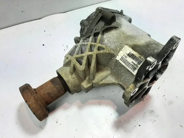 Front Differential VOLVO XC70 II T197921 2.4L diesel 158kW 2012 image 4