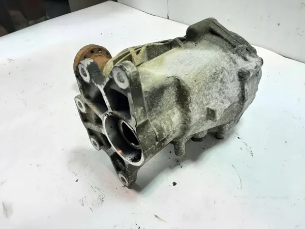Front Differential VOLVO XC70 II T197921 2.4L diesel 158kW 2012 image 5