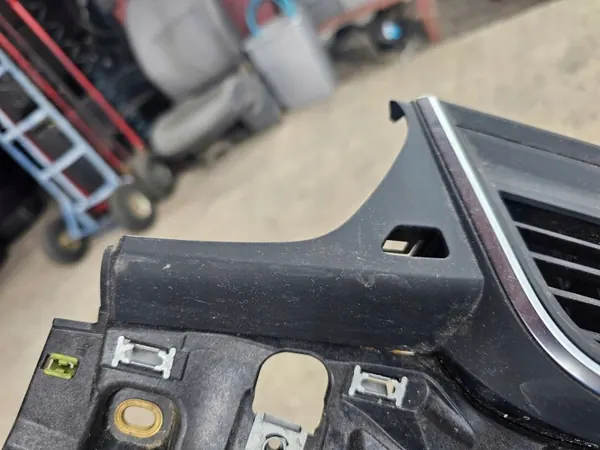 Cadre de Console Audi Q5 OEM 80B820902 image 9