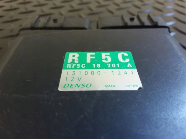 Controlador de inyector Mazda OE RF5C18701A Usado image 4