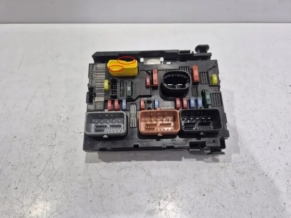 Module Confort OEM 9661087080 pour Peugeot 307 Lift image 2