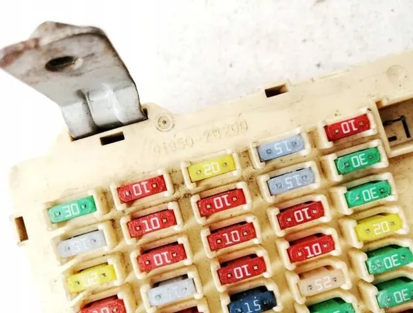 Caixa de fusíveis Hyundai Santa Fe 2006 2.2L 919502B200 image 3