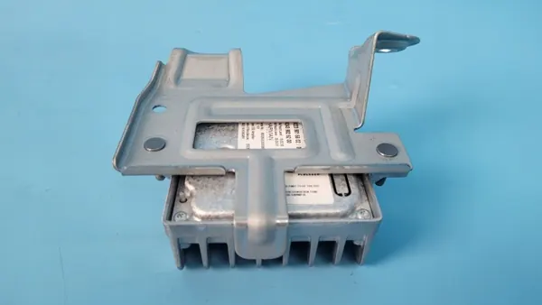 Mercedes EQA 250 21r Servomodul A2439008400 image 9