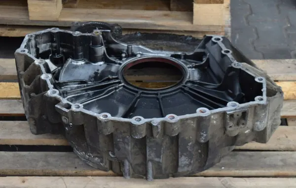 Begagnat DAF OE kopplingshus för XF CF 105 image 6