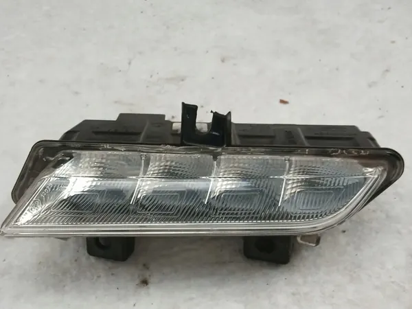 Farol DRL esquerdo dianteiro OEM 89208551 para Renault Clio IV image 2