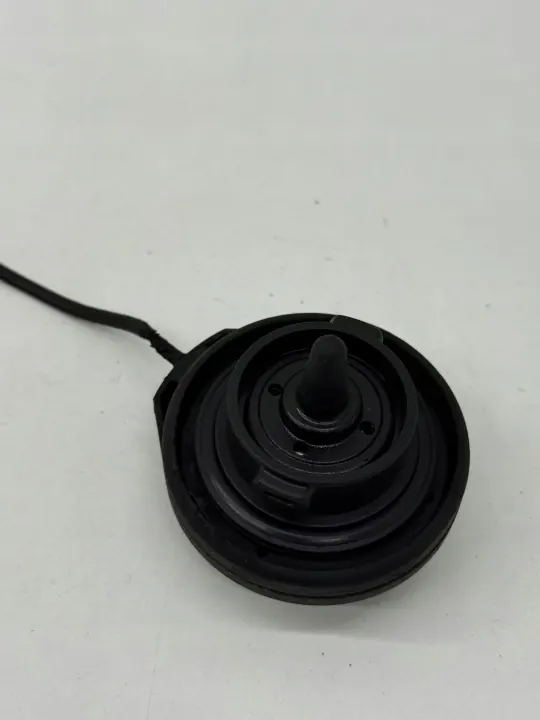 OEM 3C0201553K Tankdop voor Audi Diesel Modellen image 7