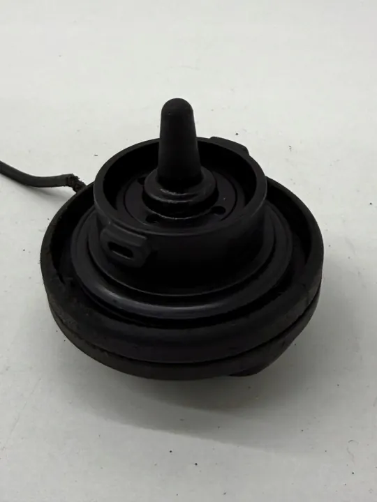 OEM 3C0201553K Tankdop voor Audi Diesel Modellen image 9