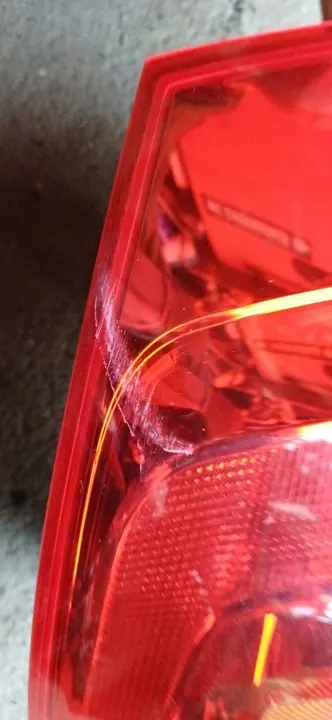 Luz Trasera Izquierda VW Jetta IV image 5