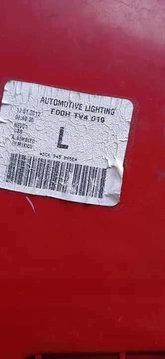 Luz Trasera Izquierda VW Jetta IV image 9