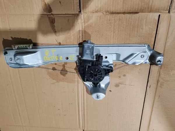 Motor do elevador de vidro traseiro direito Dacia Duster II 827208597R image 3
