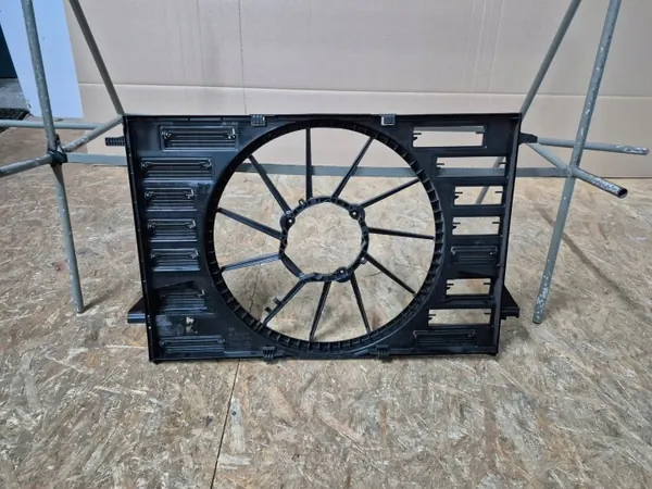 Audi OE 8W0121207.B Radiatorventilator Behuizing image 4