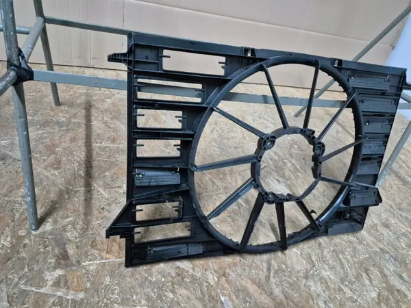 Audi OE 8W0121207.B Radiatorventilator Behuizing image 7
