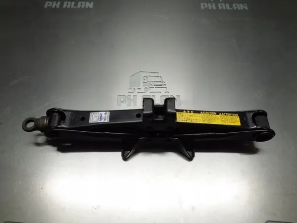 OEM LEXUS IS II 220 250 Autotunkki - Käytetty image 2