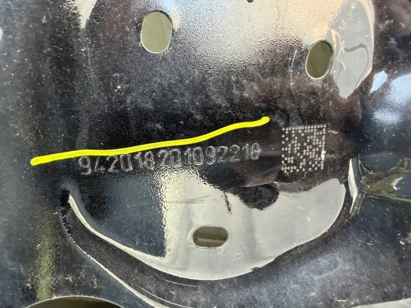Puerta delantera derecha OEM 942018201092218 Audi A6 C8 image 9