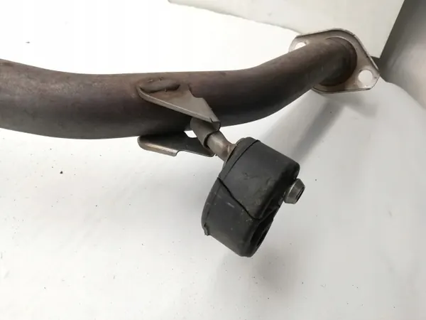 Toyota OE Pakoputken vaimennin OEM 10T48 - Käytetty image 4