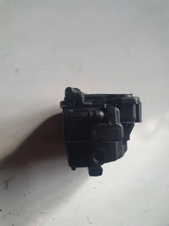 Brandstofffilter behuizing OEM 98019086 voor Peugeot 308 SW image 5
