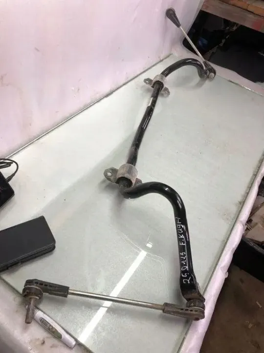 Ford Bronco 2021 Vorderer Stabilisator OEM LX615482 image 2
