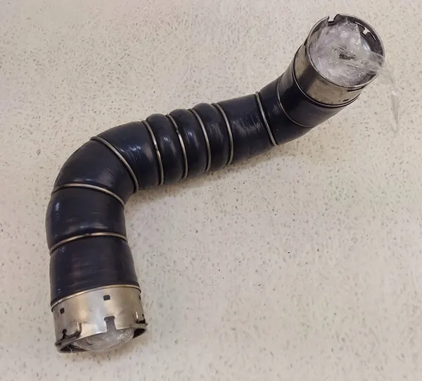 Luftrohr Nissan Pathfinder R51 2.5 DCI 190KM image 3