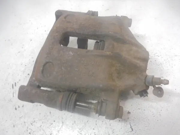 Étrier de frein avant gauche SAAB 900 I OEM AK-12-75673 image 2