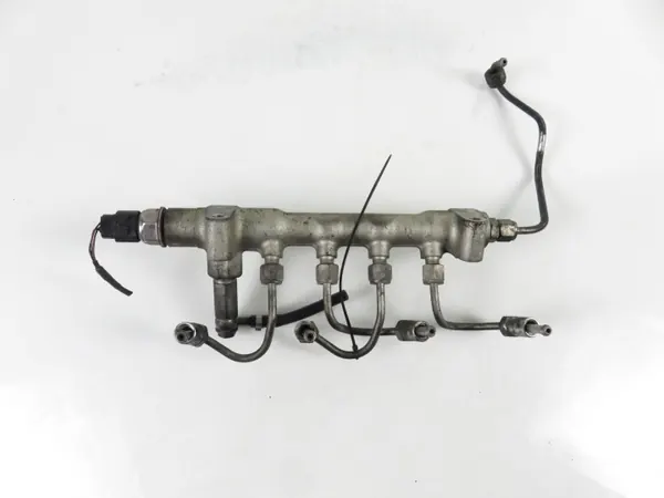 OEM LISTWA WTRYSKOWA OPEL ASTRA III H GTC 1.7 CDTI image 2