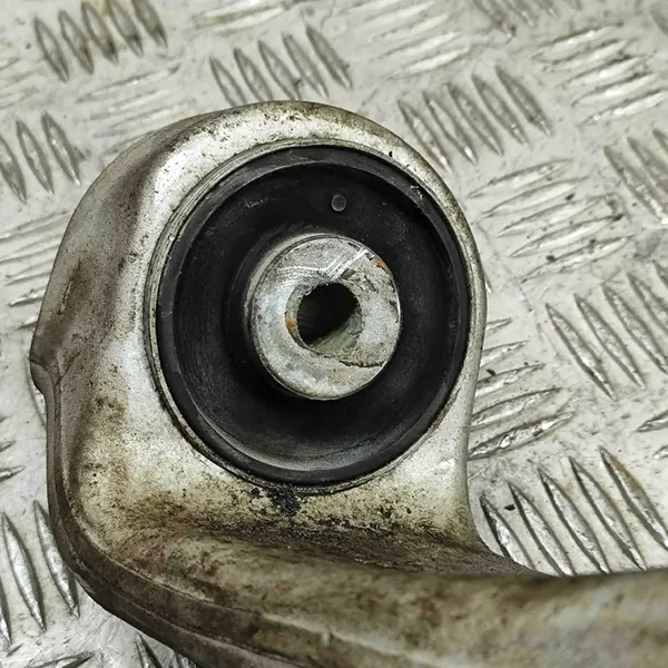 Braccio di Controllo Anteriore VW Touareg 3.0L Diesel 2011 OEM image 6