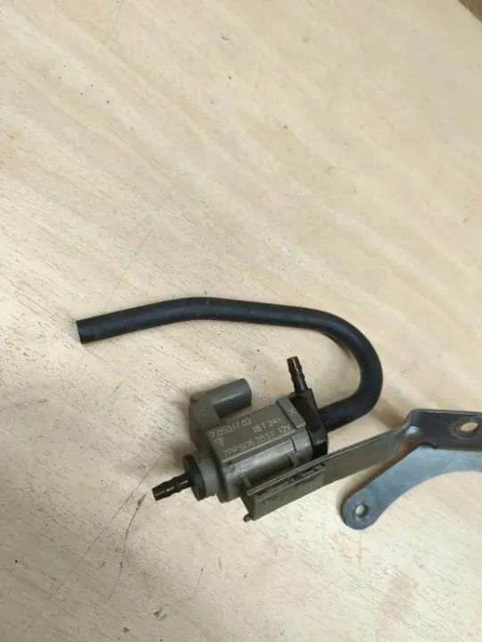 Válvula de vacío OEM 7PP906283F para Porsche Panamera image 3