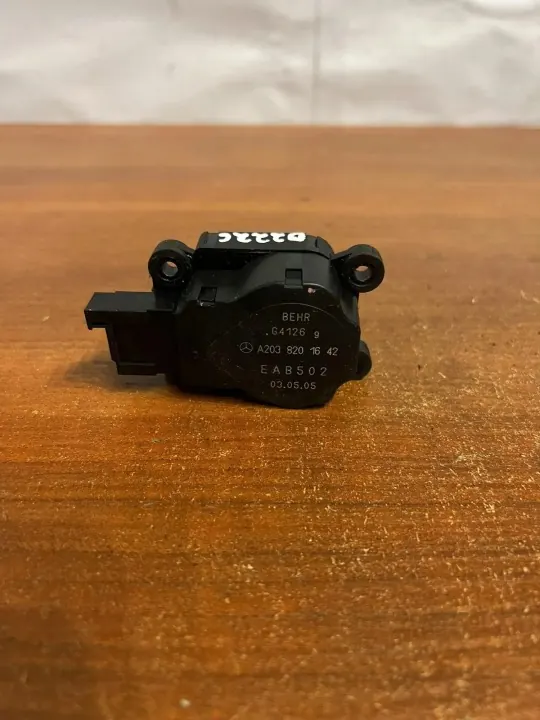 Motor de compuerta D2226 para Mercedes-Benz C W203 Diesel image 3