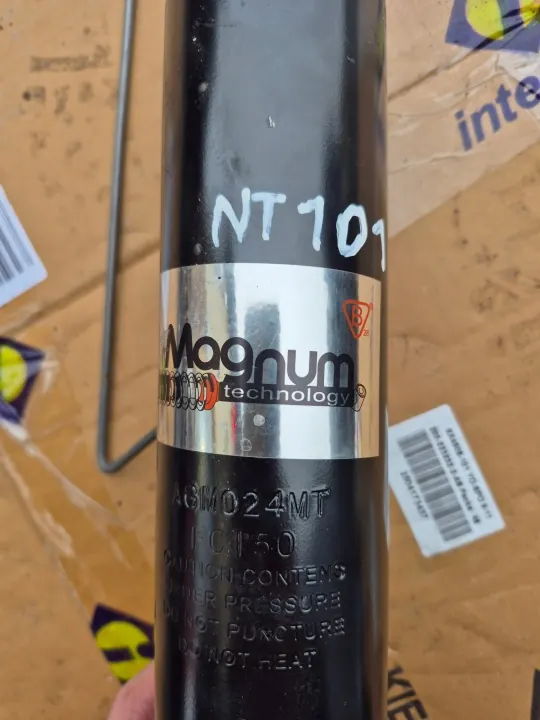 Amortecedor dianteiro MAGNUM AGM024MT para Sprinter image 3