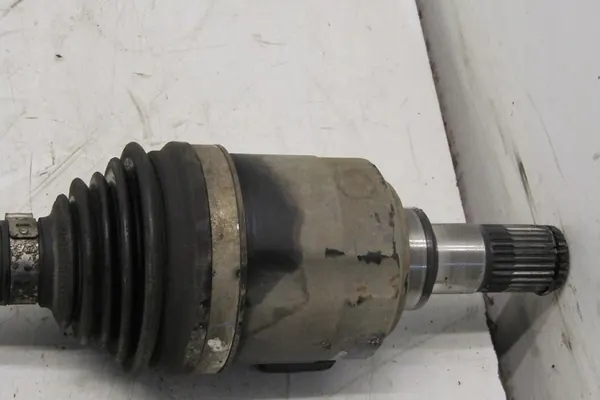 FRAMTIDIG VÄNSTER DRIVAXEL HYUNDAI TUCSON III 1.7CRDI OEM 49500D7180 image 3