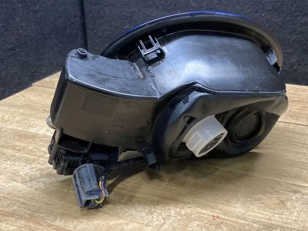 Bränslelucka OEM HK8327936 för Jaguar F-Pace X761 image 3