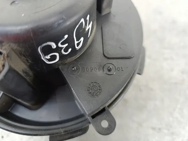 Lämmityspuhallin OEM 8090901 BEHR Peugeot 307 SW image 7