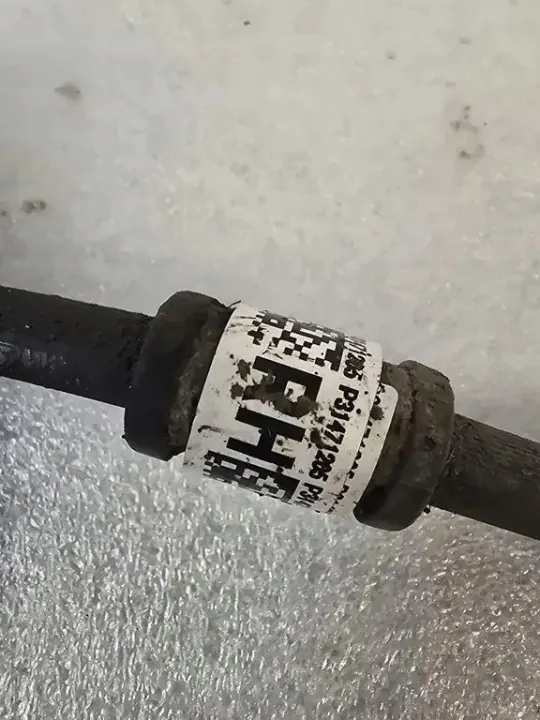 Volvo Bromshydraulikslang OEM 31471205 - Begagnad image 4