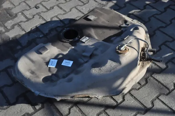 Polttoainesäiliö OEM 273265 Chevrolet Epica II 2.0 D:lle image 3