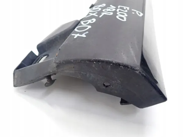 Protector de umbral derecho OEM A2136900202 Mercedes W213 image 5