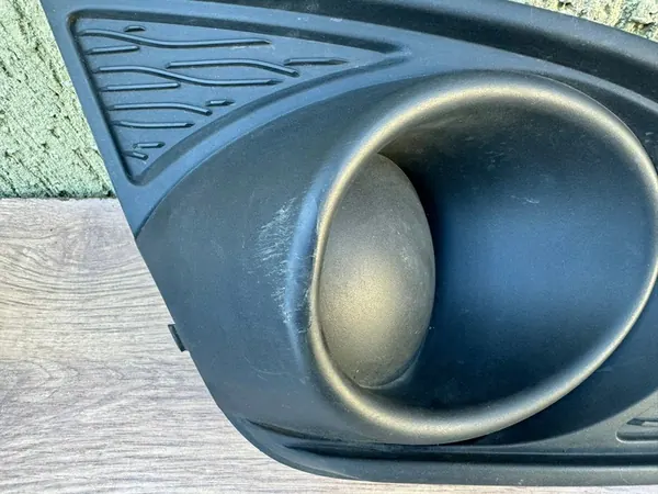 REJILLA DELANTERA DERECHA CHEVROLET SPARK III 3 M300 95078763 image 2