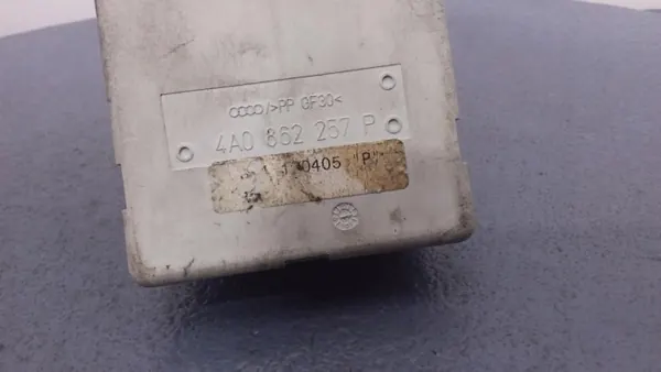 Bomba de bloqueio central Audi OEM 4A0862257P - Usado image 5