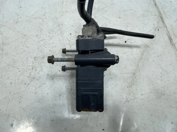 Válvula de muelle de aire ECAS Mercedes Actros OEM A0013271425 image 4