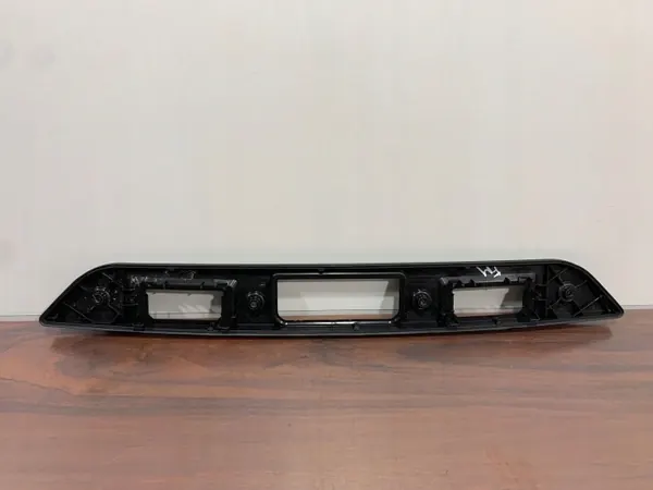 Cupra Formentor 2023 Feu de plaque arrière OEM 5ff827335 image 5